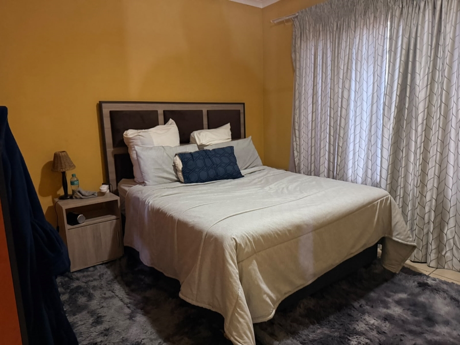 3 Bedroom Property for Sale in Waterval East North West